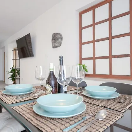 Visum アパート プーラ